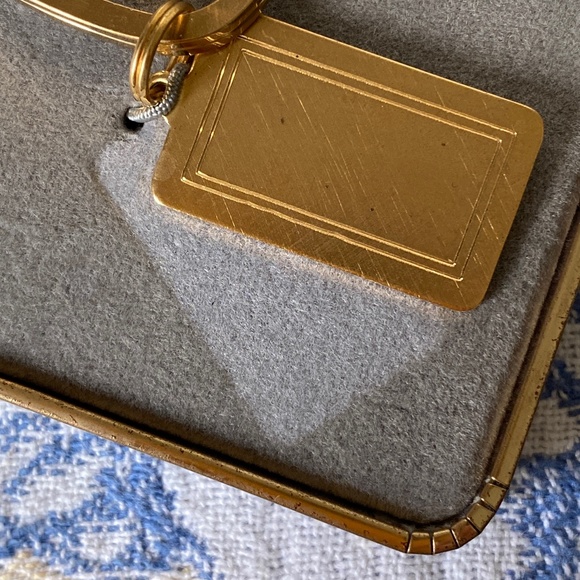 Gold Electroplate Keyring Satin Finish Rectangular - Picture 13 of 16
